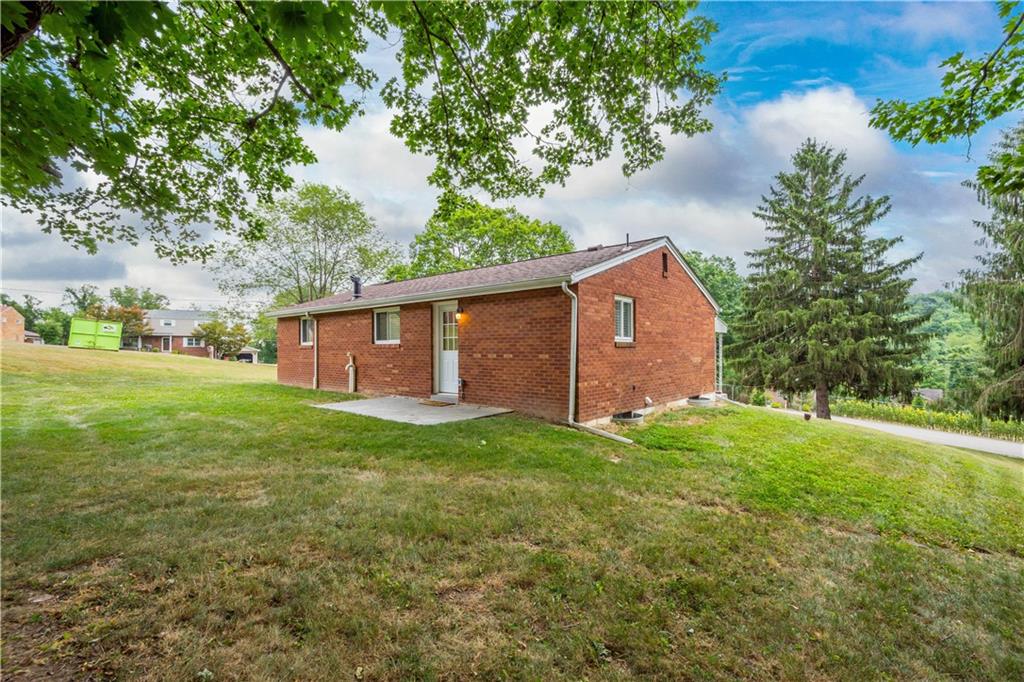 11 East Hillcrest Road Eighty Four, PA 15330 - Photo 30 of 33 Gallery Image 30