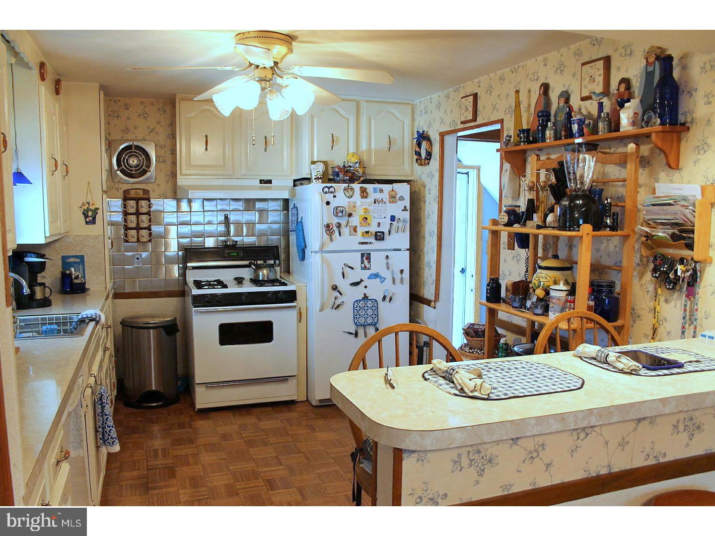 158 Reed Avenue Hamilton, NJ 08610 - Photo 4 of 12 Kitchen