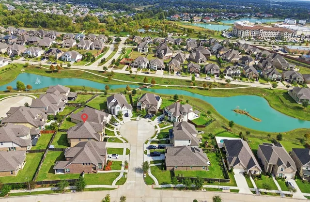 $758,000 | 4710 Old Grove Court, Sugar Land, TX 77479