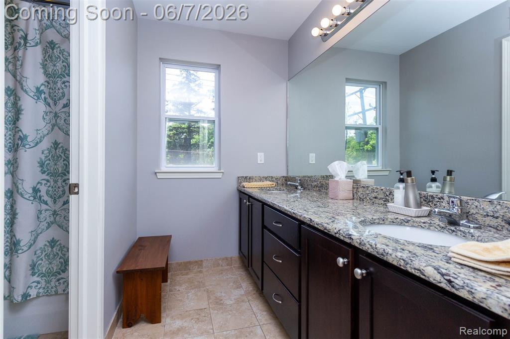36039 Curtis Road Livonia, MI 48152 - Photo 31 of 61