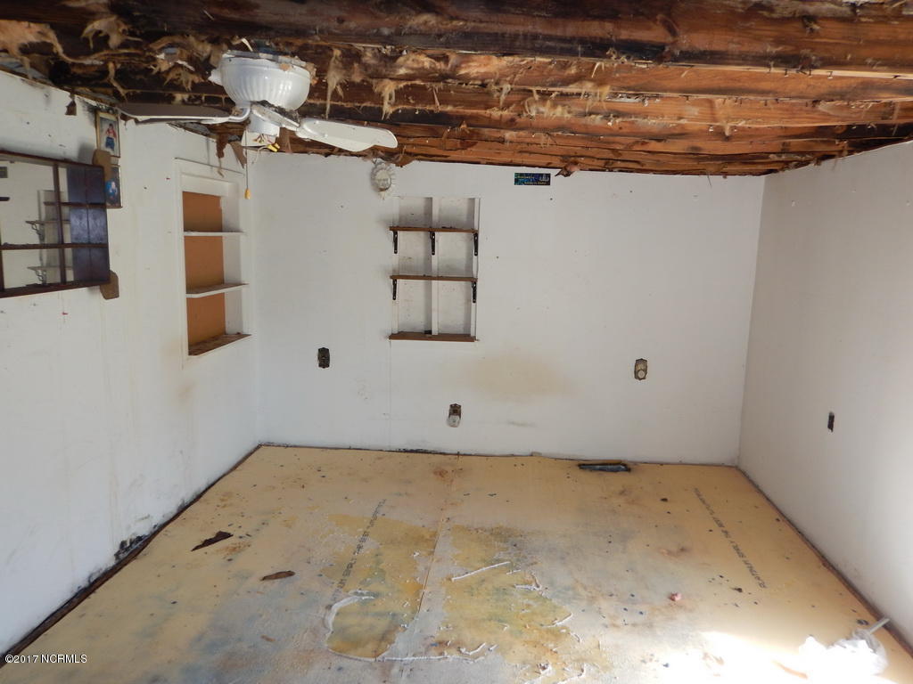 2426 Stokes Road Greenville, NC 27834 - Photo 2 of 6 68 DEN