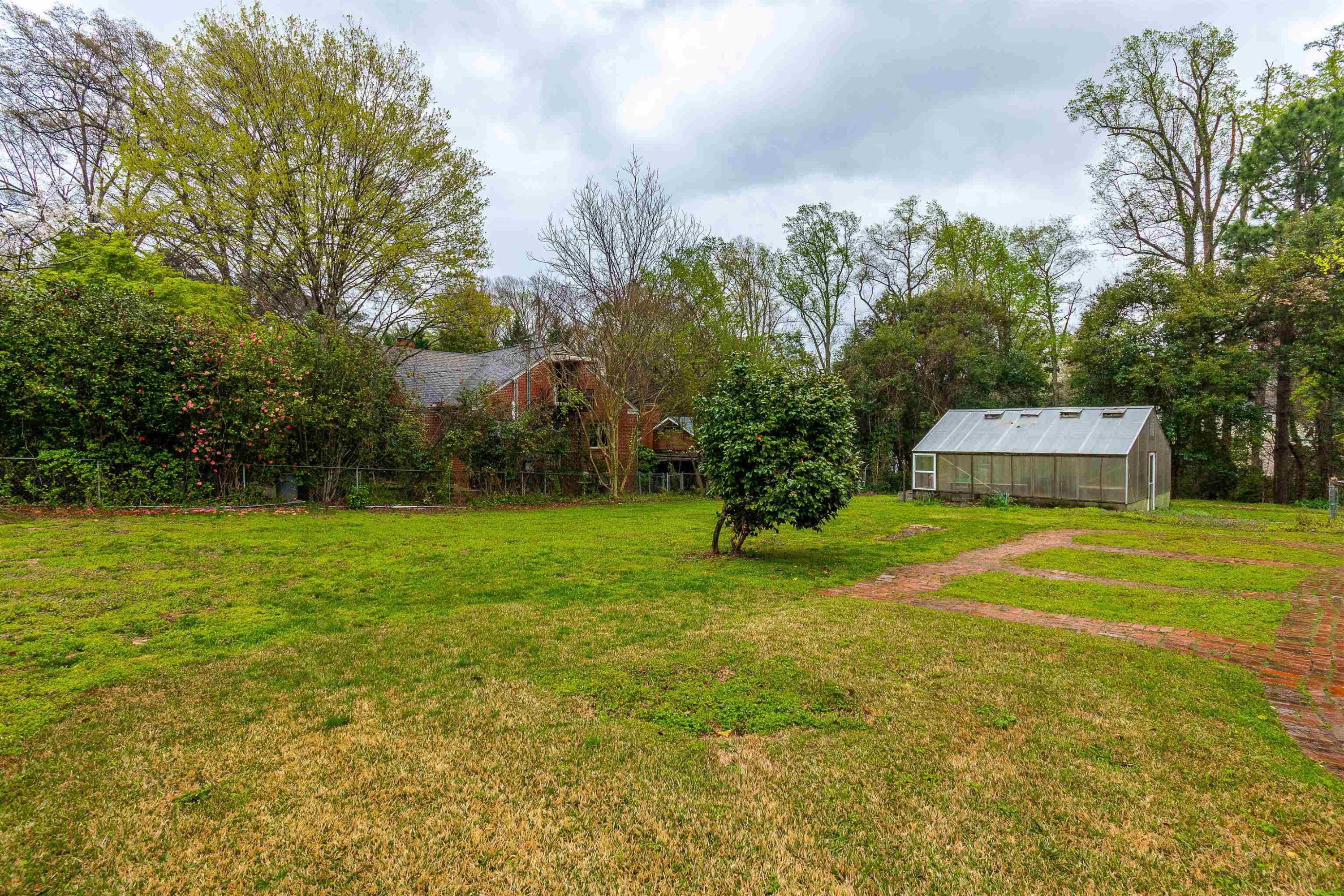 618 Brooks Avenue Raleigh, NC 27607 - Photo 24 of 27 a garden view