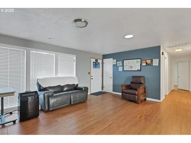 $700,000 | 1825 Northwest Grant Avenue, Corvallis, OR 97330