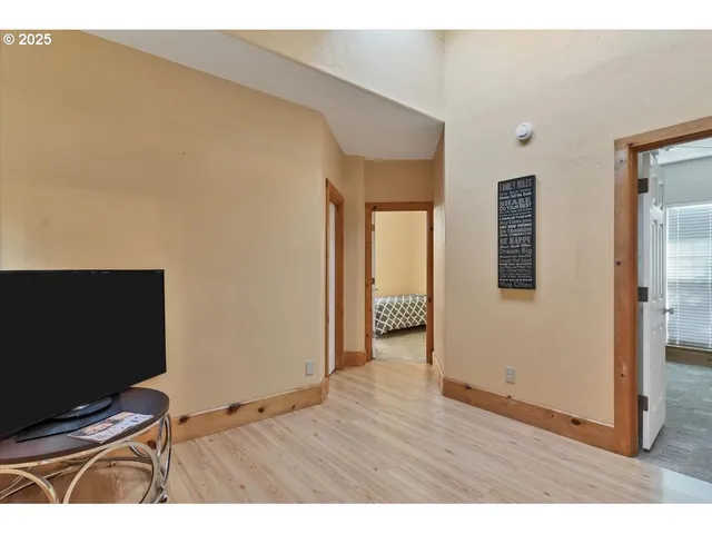 $700,000 | 1825 Northwest Grant Avenue, Corvallis, OR 97330