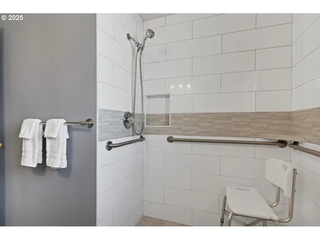 $700,000 | 1825 Northwest Grant Avenue, Corvallis, OR 97330