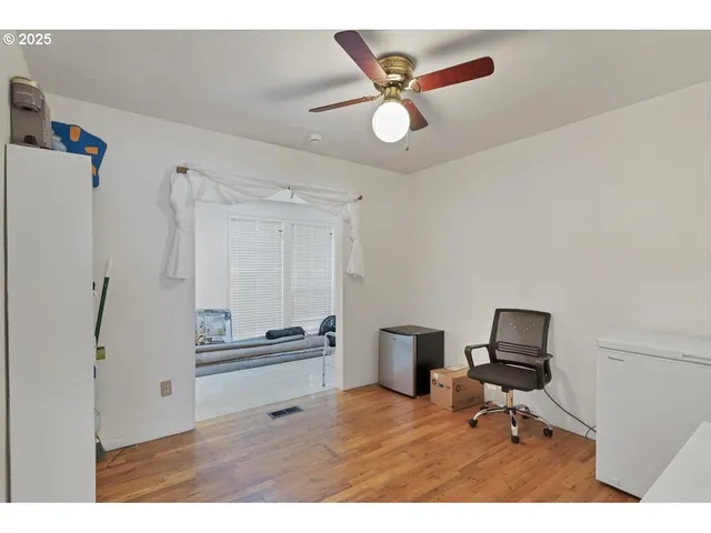 $700,000 | 1825 Northwest Grant Avenue, Corvallis, OR 97330