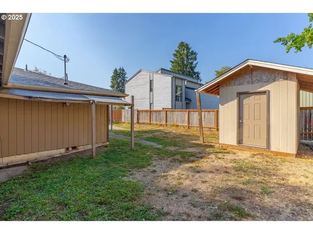 $700,000 | 1825 Northwest Grant Avenue, Corvallis, OR 97330