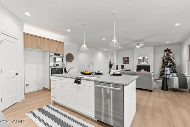 $759,500 | 300 Ian Avenue East, Ellensburg, WA 98926