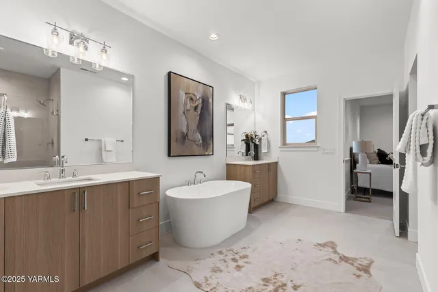 $759,500 | 300 Ian Avenue East, Ellensburg, WA 98926