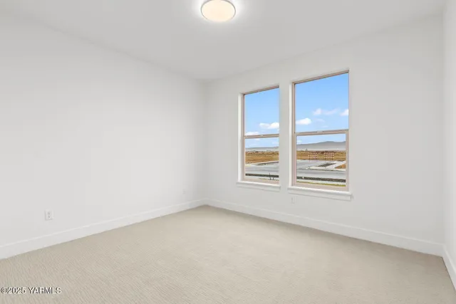 $759,500 | 300 Ian Avenue East, Ellensburg, WA 98926