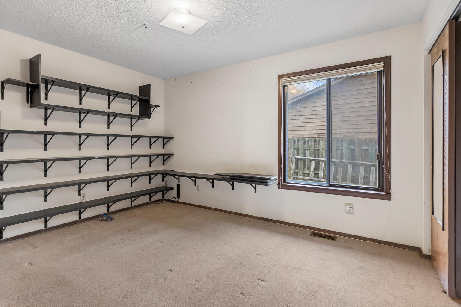 614 Compton Avenue Champaign, IL 61822 - Photo 18 of 28