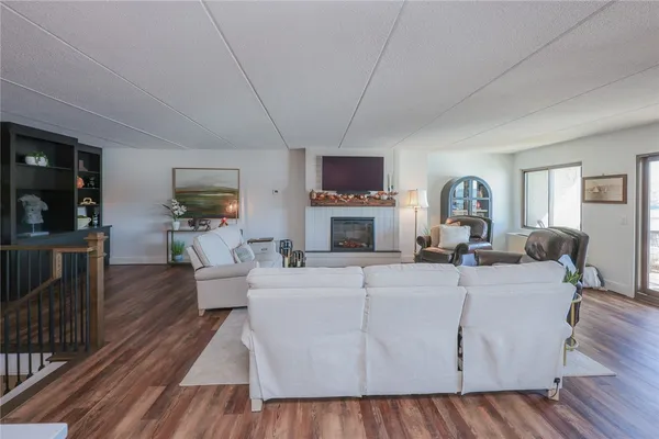$775,000 | 115 Cliffside Drive, South Bristol, NY 14424