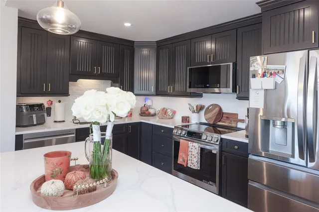 $789,900 | 115 Cliffside Drive, South Bristol, NY 14424