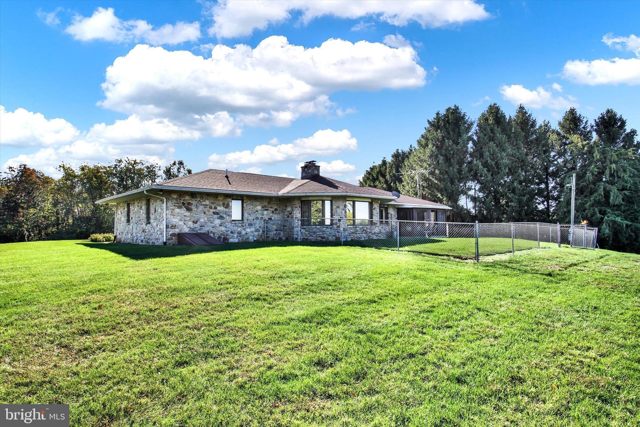 5563 Sheller Road Chambersburg, PA 17202 - Photo 22 of 29 Gallery Image 22