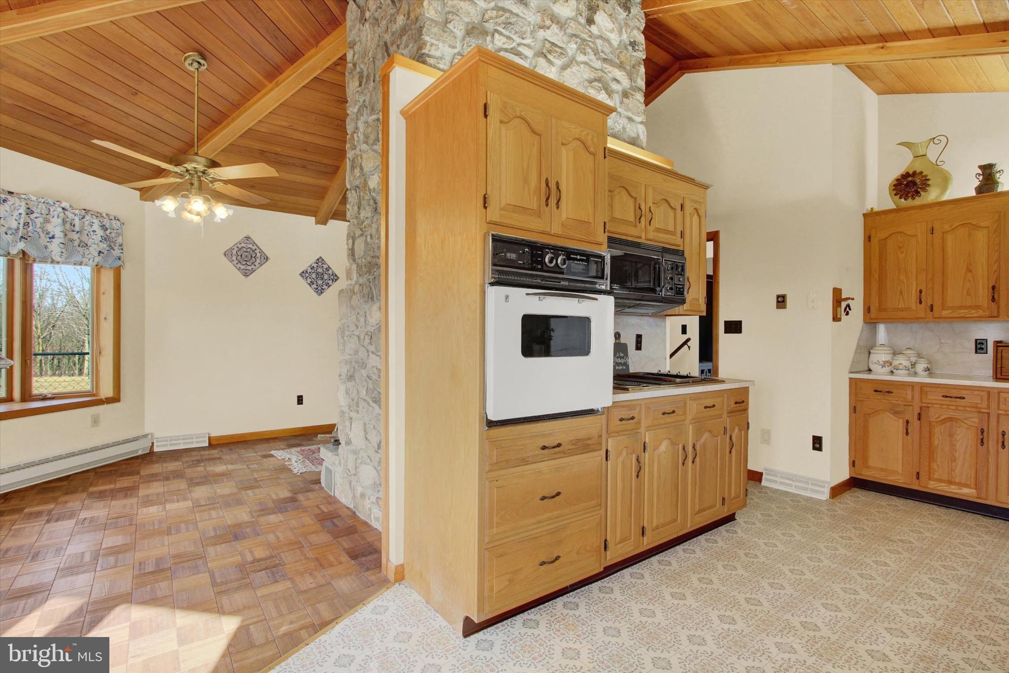 5563 Sheller Road Chambersburg, PA 17202 - Photo 10 of 29 Gallery Image 10