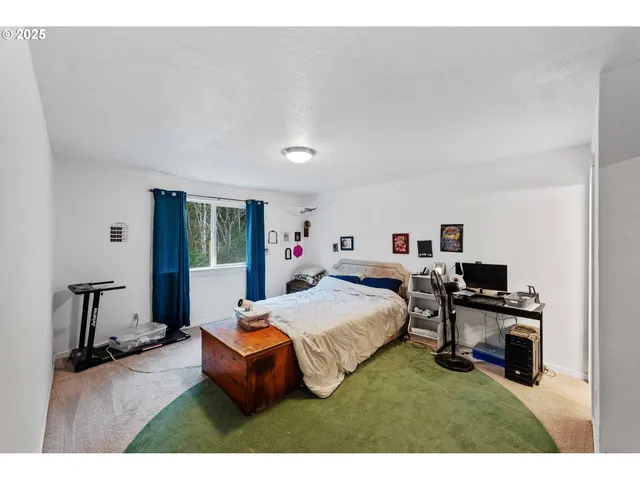 $438,000 | 320 Providence Drive, Reedsport, OR 97467