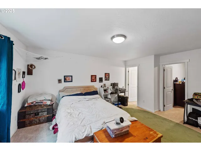 $438,000 | 320 Providence Drive, Reedsport, OR 97467