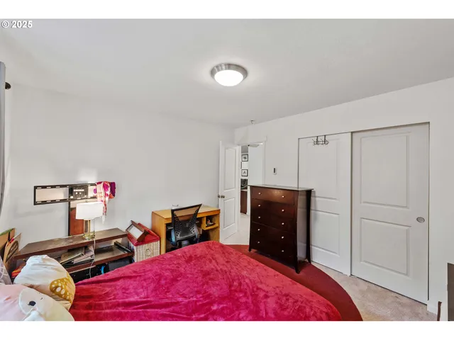 $438,000 | 320 Providence Drive, Reedsport, OR 97467