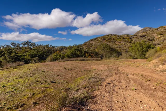 $1,100,000 | 380 Shelf Road, Ojai, CA 93023