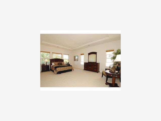 89 Piedmont Road Milpitas, CA 95035 - Photo 6 of 9 Gallery Image 6