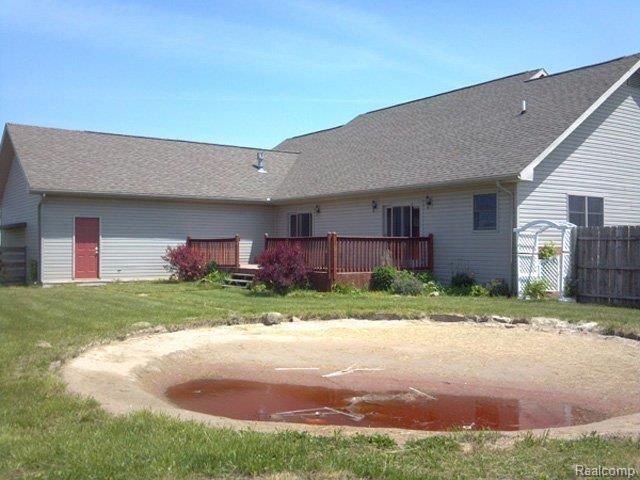25490 Clark Road New Boston, MI 48164 - Photo 19 of 22 2012-05-16_12-30-28_440.jpg