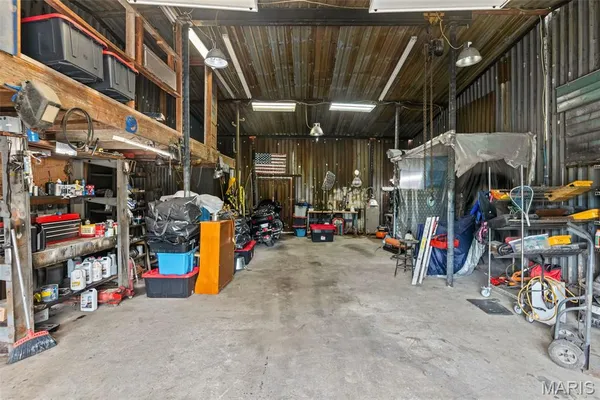 $160,000 | 10 South Main Street, Lenzburg, IL 62255