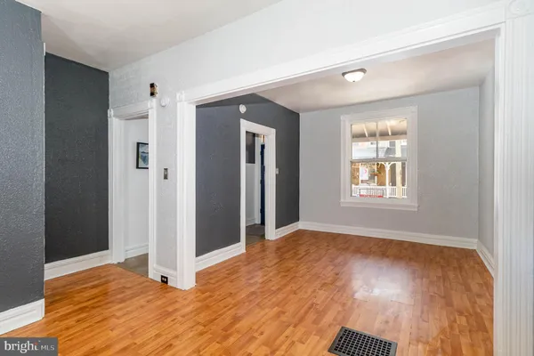 $2,200 | 549 Spruce Street, Lancaster, PA 17603