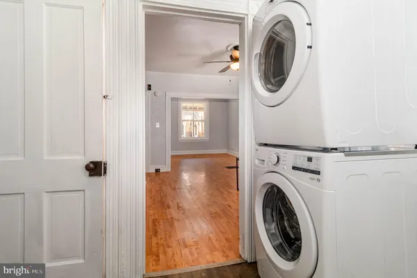 $2,200 | 549 Spruce Street, Lancaster, PA 17603
