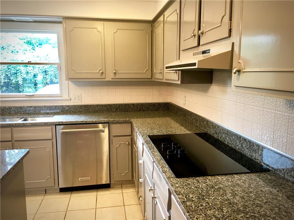 6926 Johnson Road Indianapolis, IN 46220 - Photo 9 of 30 Gallery Image 9