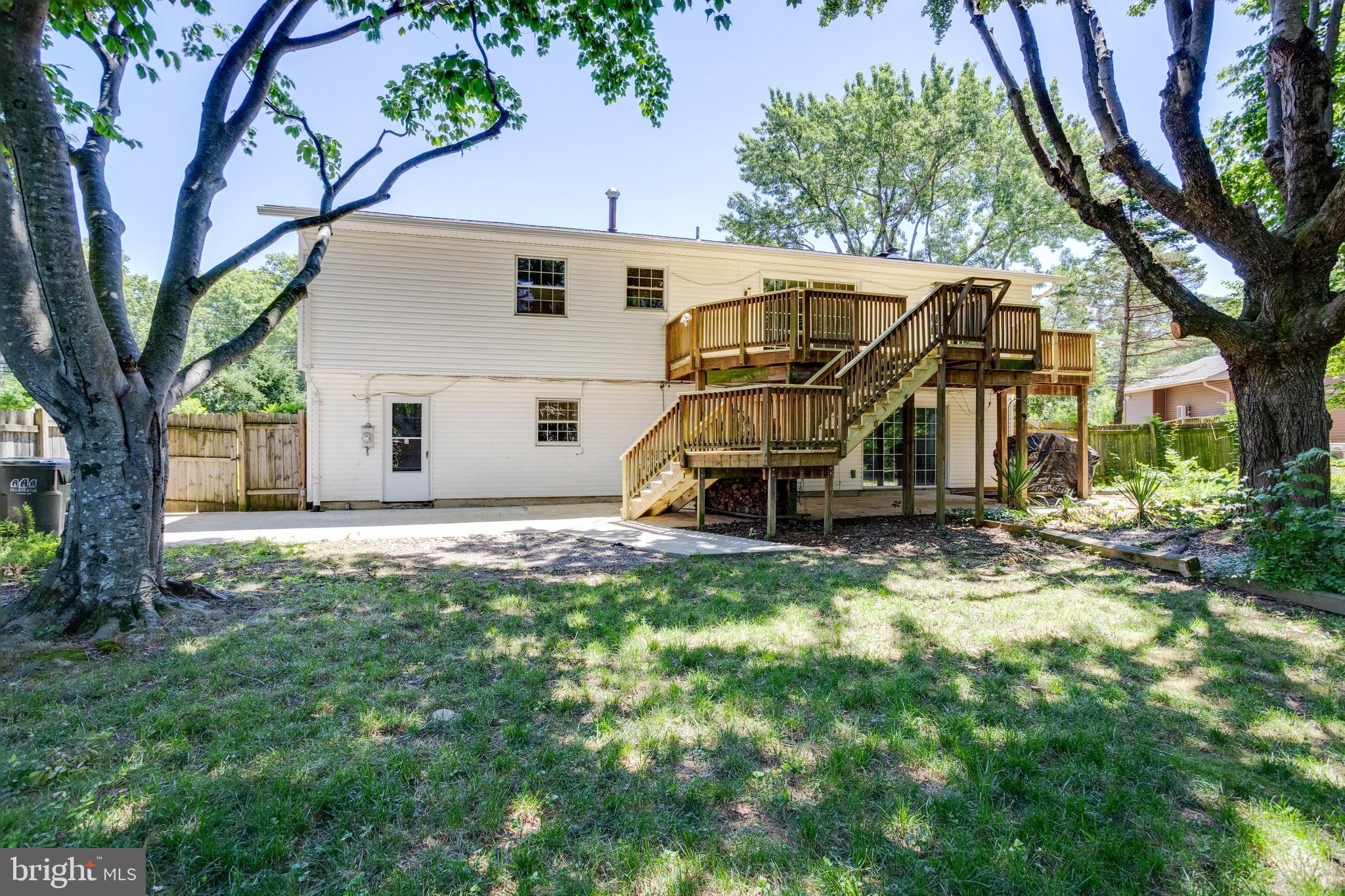 4618 Guinea Road Fairfax, VA 22032 - Photo 8 of 59