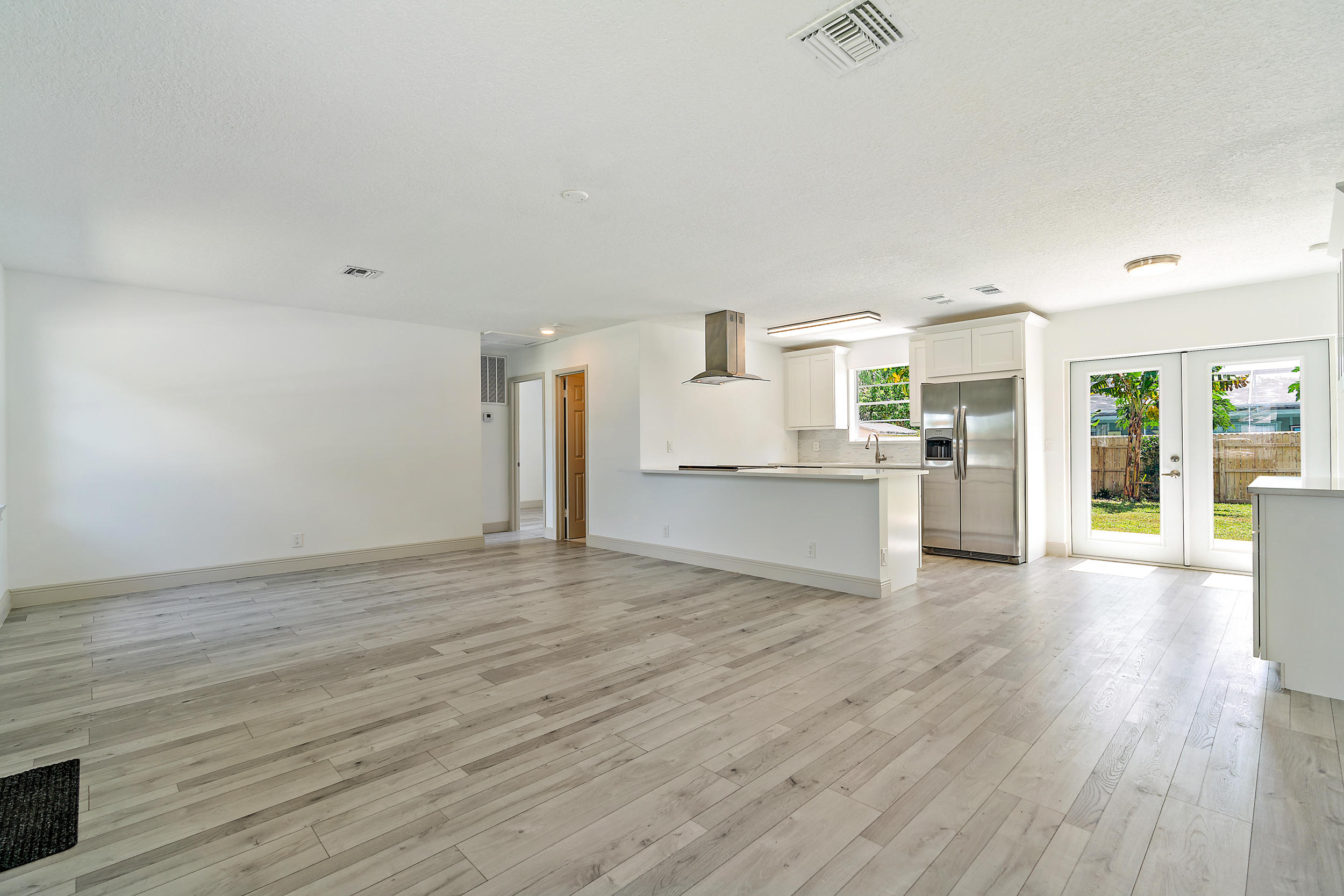 1108 Chickasaw Street Jupiter, FL 33458 - Photo 17 of 32 1108 Chickasaw St-15