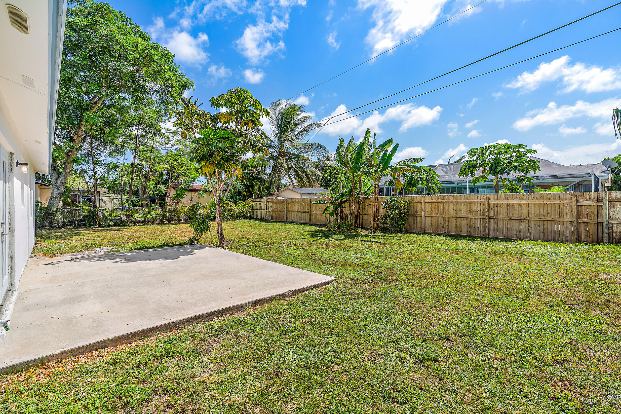 1108 Chickasaw Street Jupiter, FL 33458 - Photo 18 of 32 1108 Chickasaw St-16