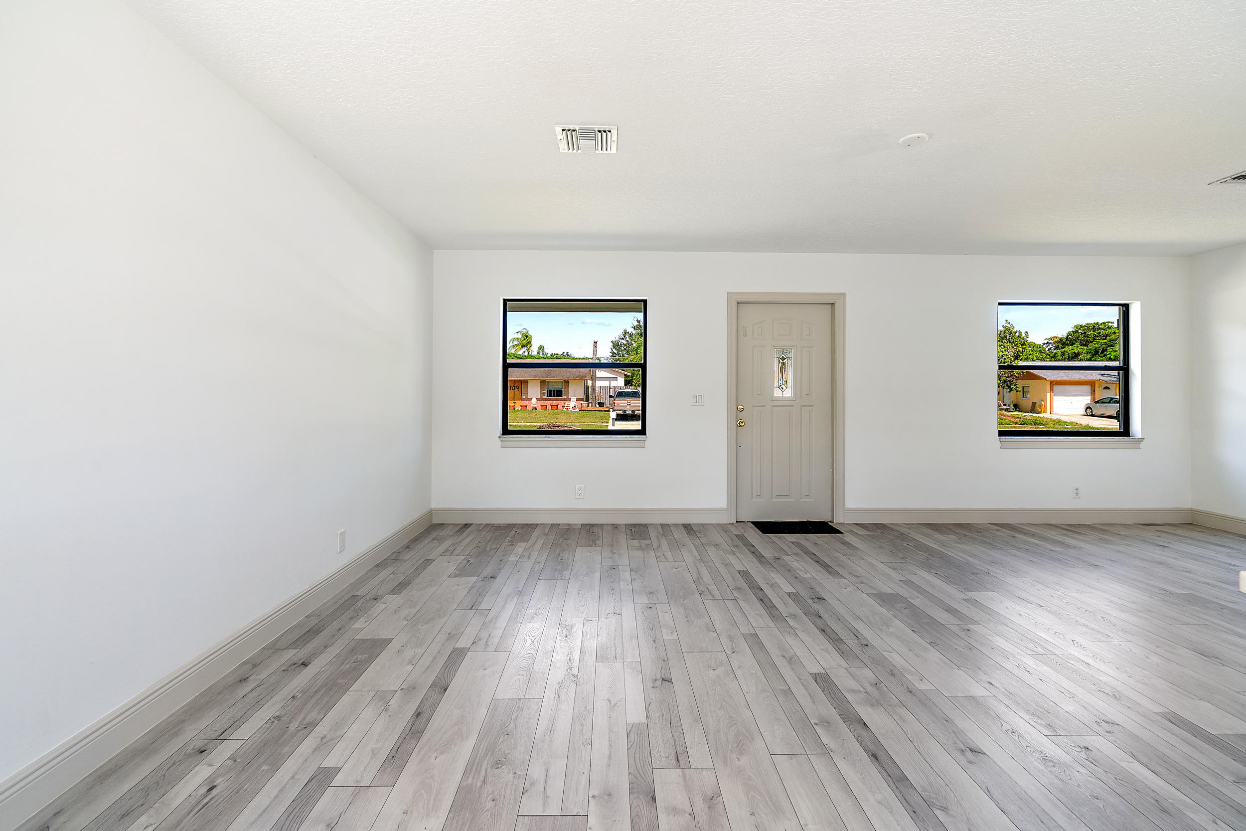 1108 Chickasaw Street Jupiter, FL 33458 - Photo 6 of 32 1108 Chickasaw St-5