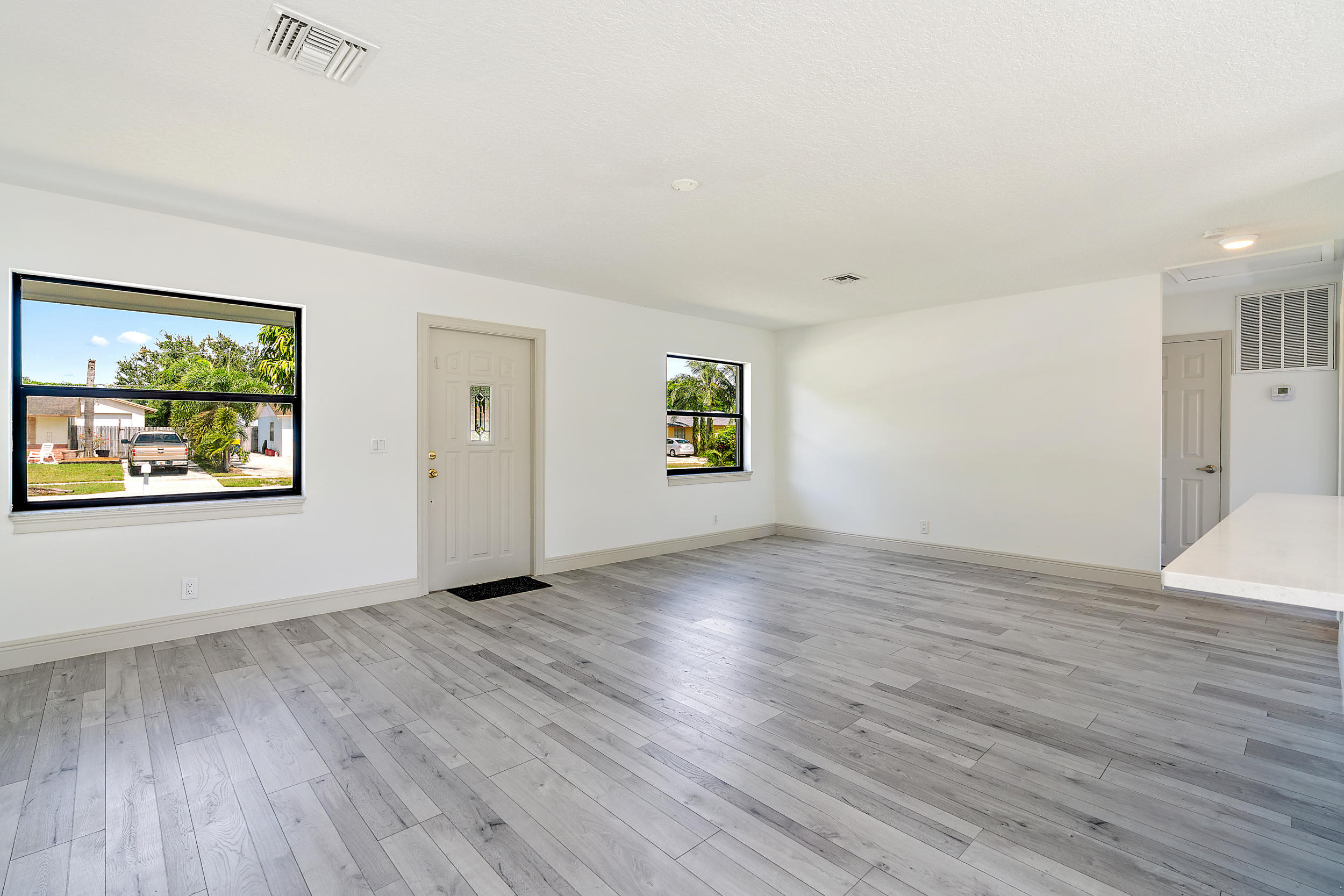 1108 Chickasaw Street Jupiter, FL 33458 - Photo 7 of 32 1108 Chickasaw St-6