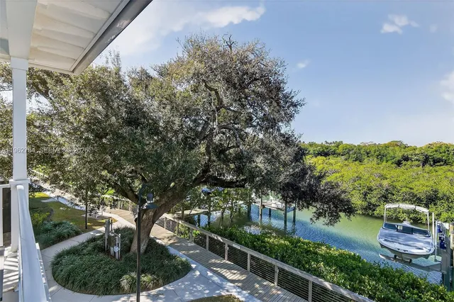 $8,500 | 620 Inlet Waters Circle, Jupiter, FL 33477