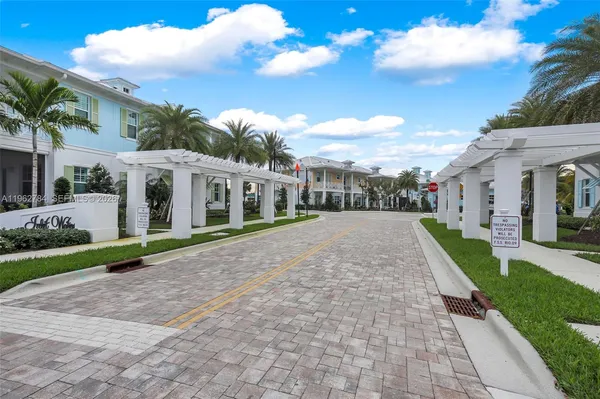 $8,000 | 620 Inlet Waters Circle, Jupiter, FL 33477