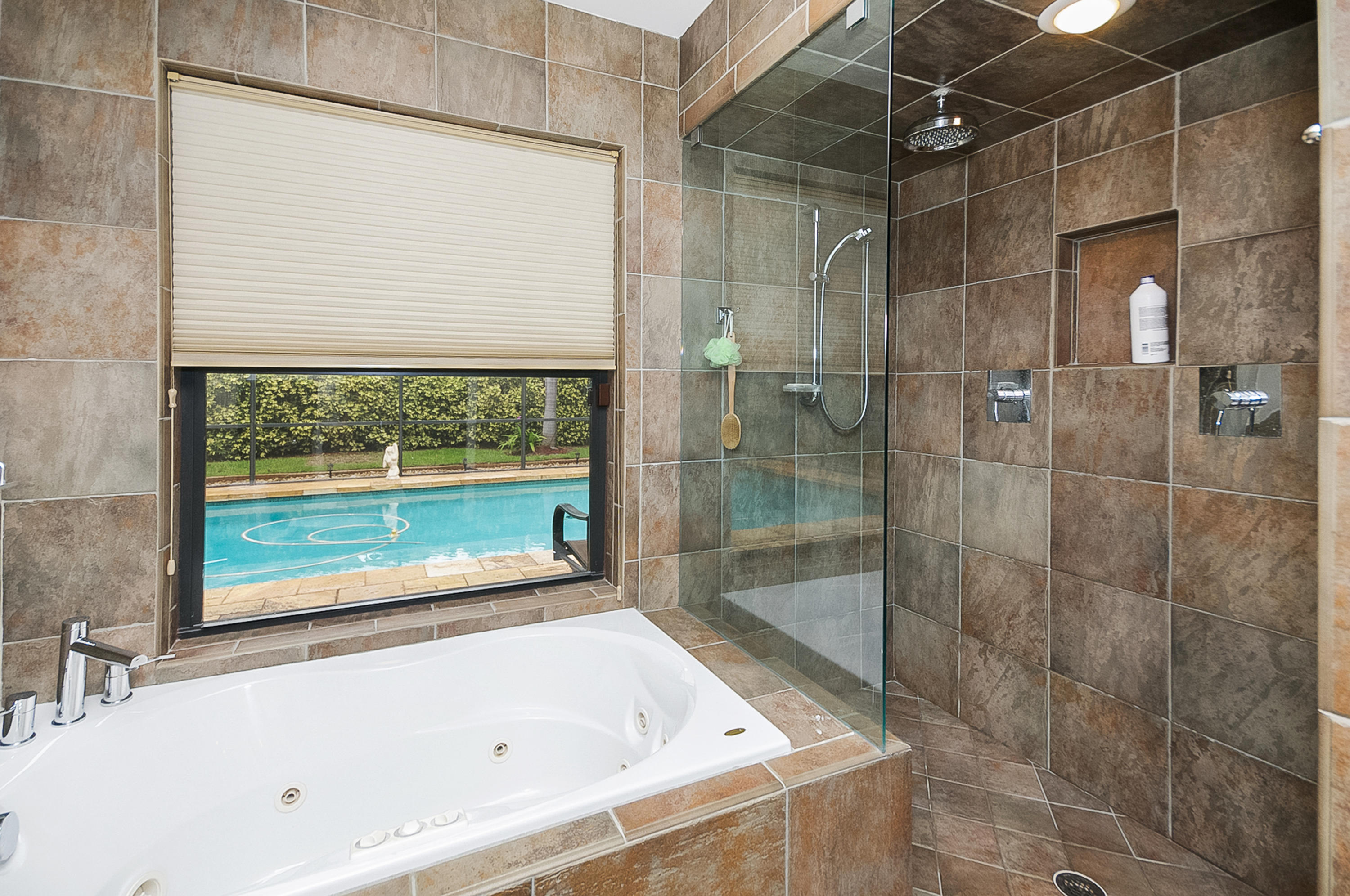 721 Southwest 18th Street Boca Raton, FL 33486 - Photo 18 of 26 721_sw_18th_st_MLS_HID1123980_ROOMmaster