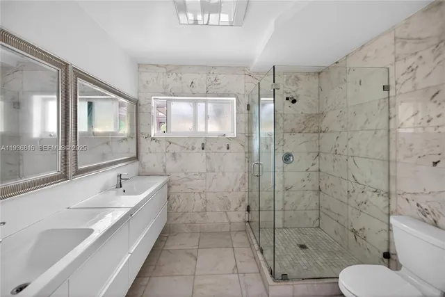 $9,000 | 1100 North Shore Drive, Miami Beach, FL 33141