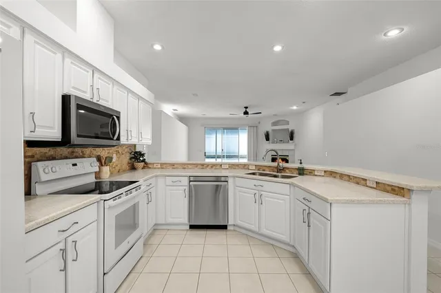 $445,000 | 1223 Vickers Lake Drive, Ocoee, FL 34761