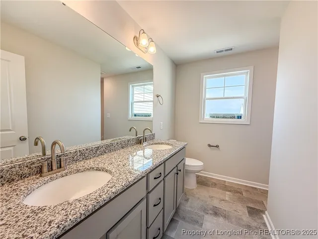 $314,950 | 2208 Roadster Pony Lane, Hope Mills, NC 28348