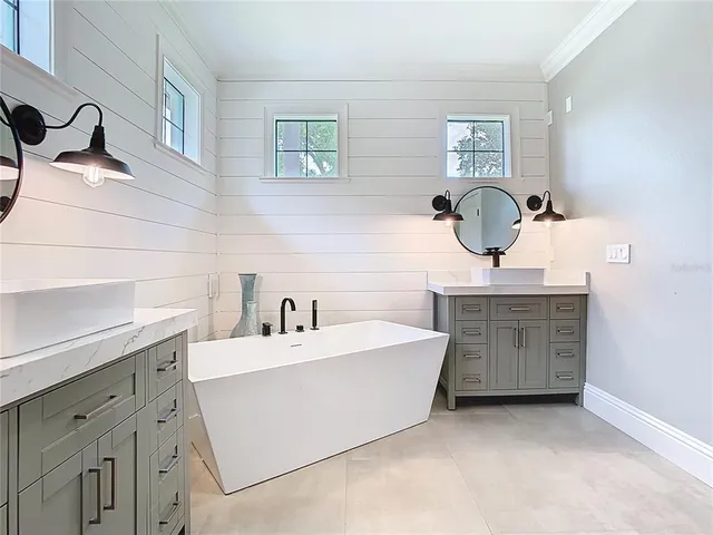 $1,950,000 | 2614 Parkland Drive, Winter Park, FL 32789