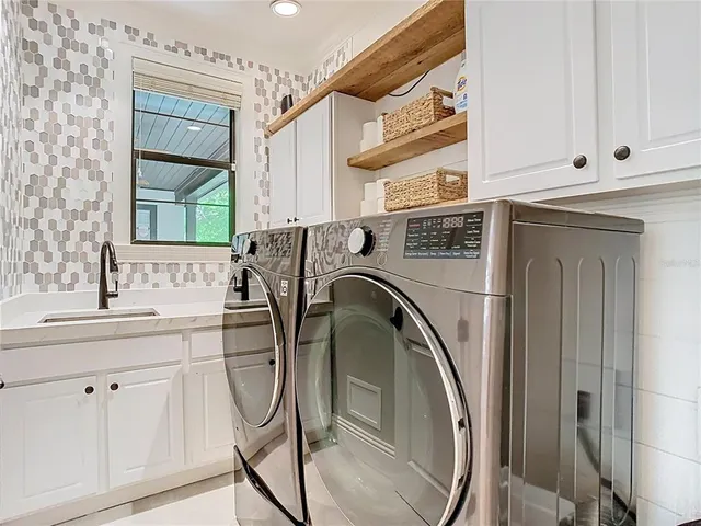 $1,950,000 | 2614 Parkland Drive, Winter Park, FL 32789