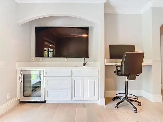 $1,950,000 | 2614 Parkland Drive, Winter Park, FL 32789