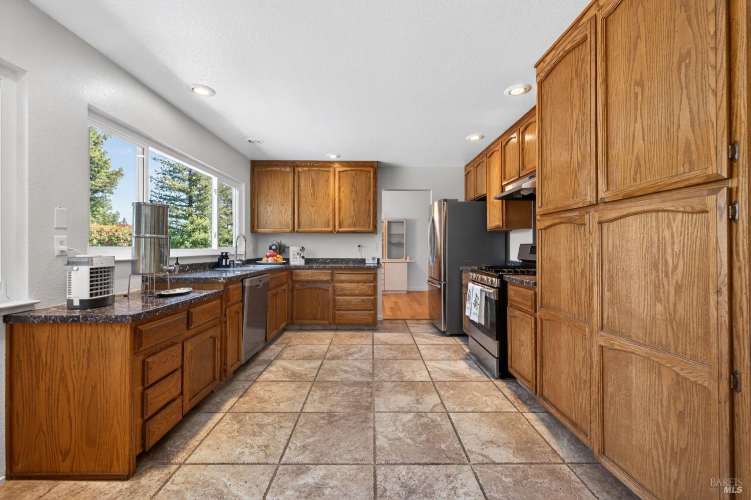 4480 Fairway Drive Rohnert Park, CA 94928 - Photo 31 of 68