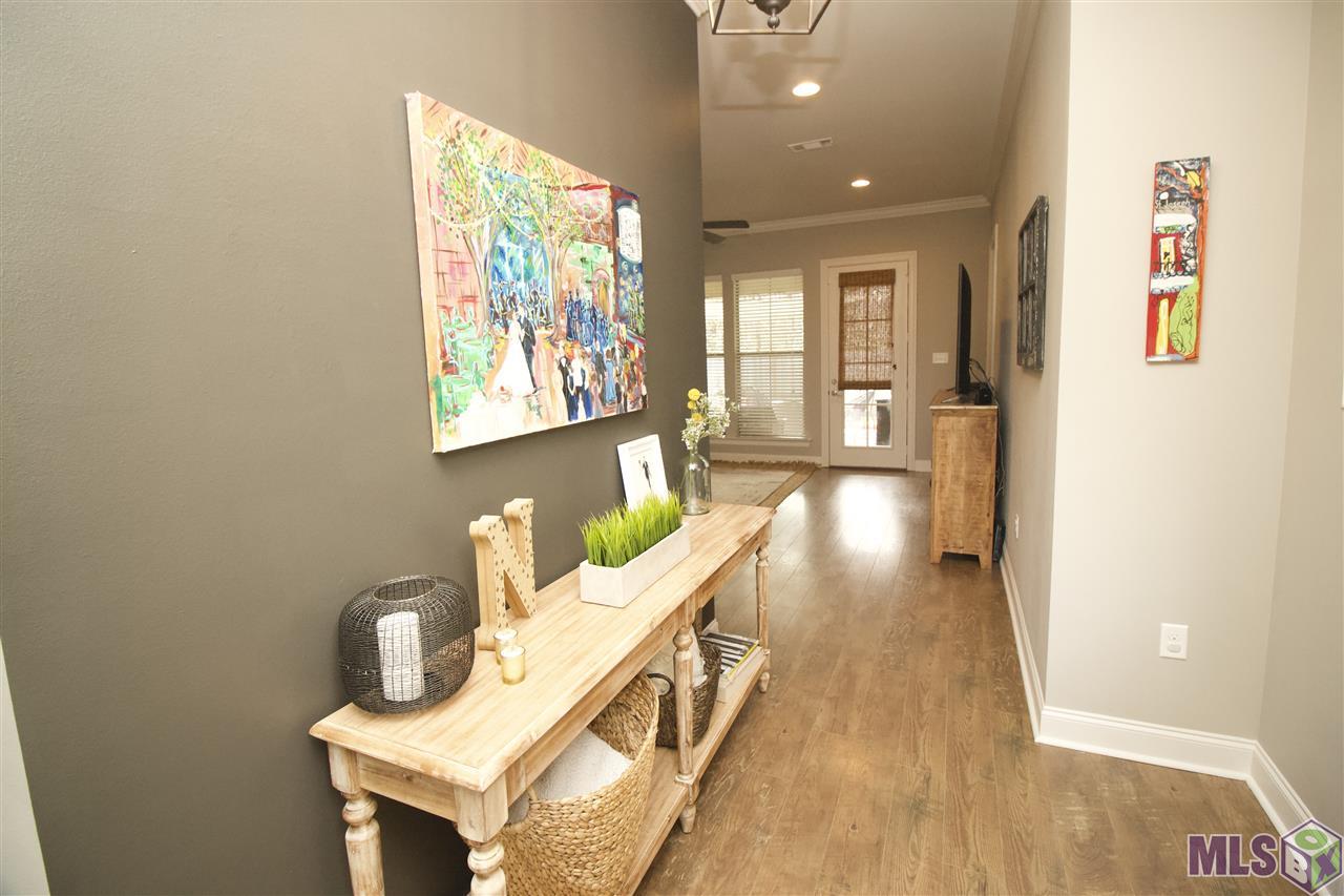 8078 Seville Court Baton Rouge, LA 70820 - Photo 3 of 20 Gallery Image 3