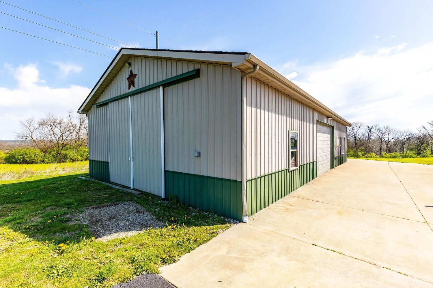 4494 Huston Road Hamilton, OH 45013 - Photo 8 of 77
