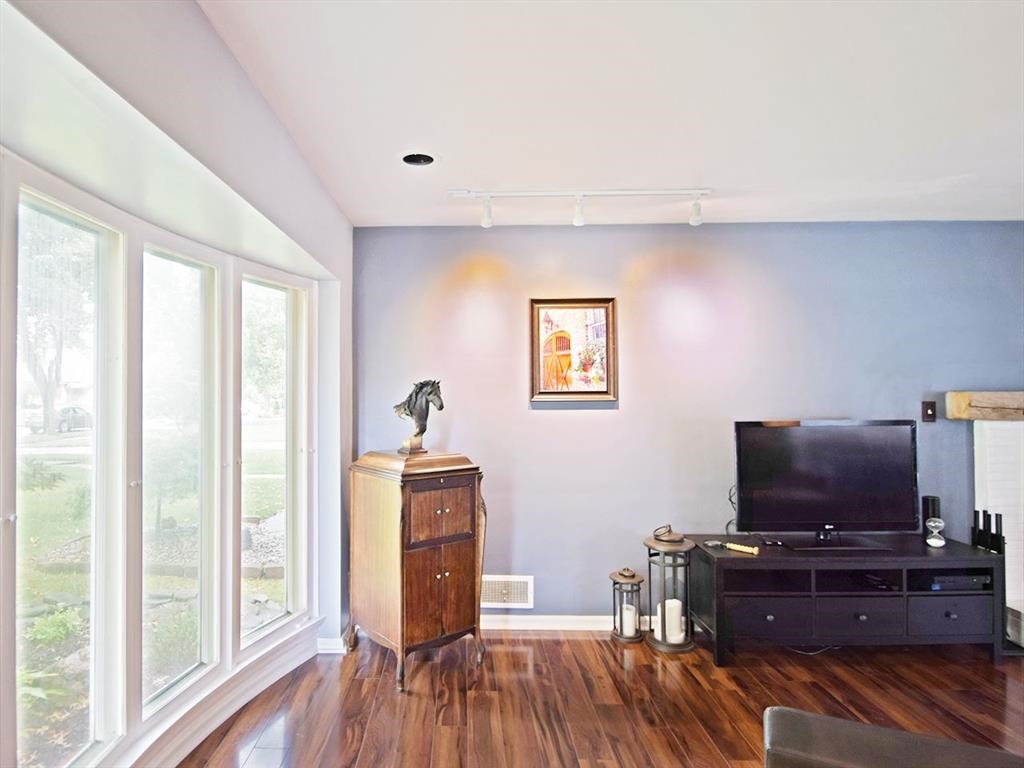 4701 Old Mill Road Fort Wayne, IN 46807 - Photo 8 of 36 Gallery Image 8