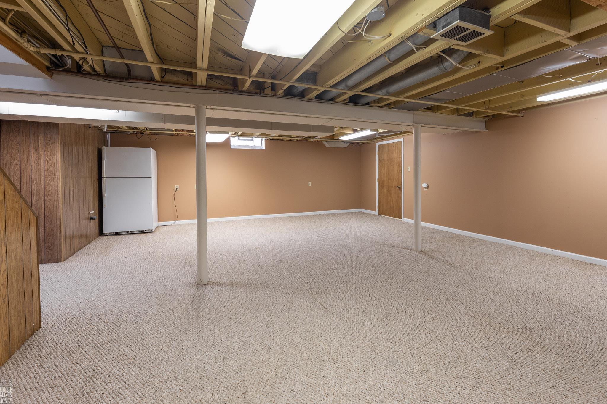 1831 Prestwick Road Grosse Pointe Woods, MI 48236 - Photo 22 of 26