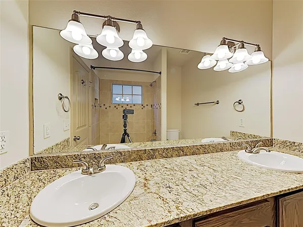 $1,925 | 1540 Aldra Drive, Fort Worth, TX 76120