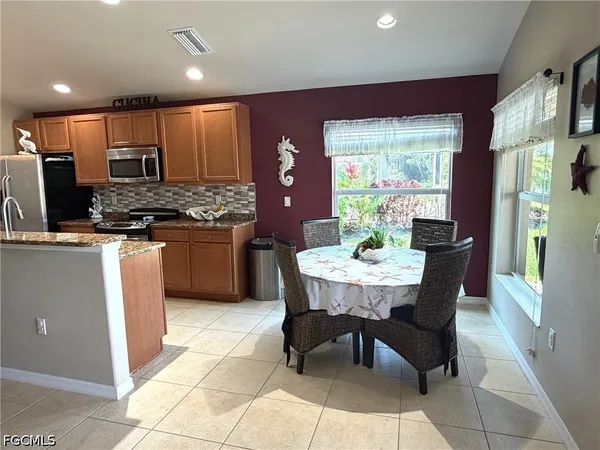 $3,000 | 2609 Clairfont Court, Cape Coral, FL 33991